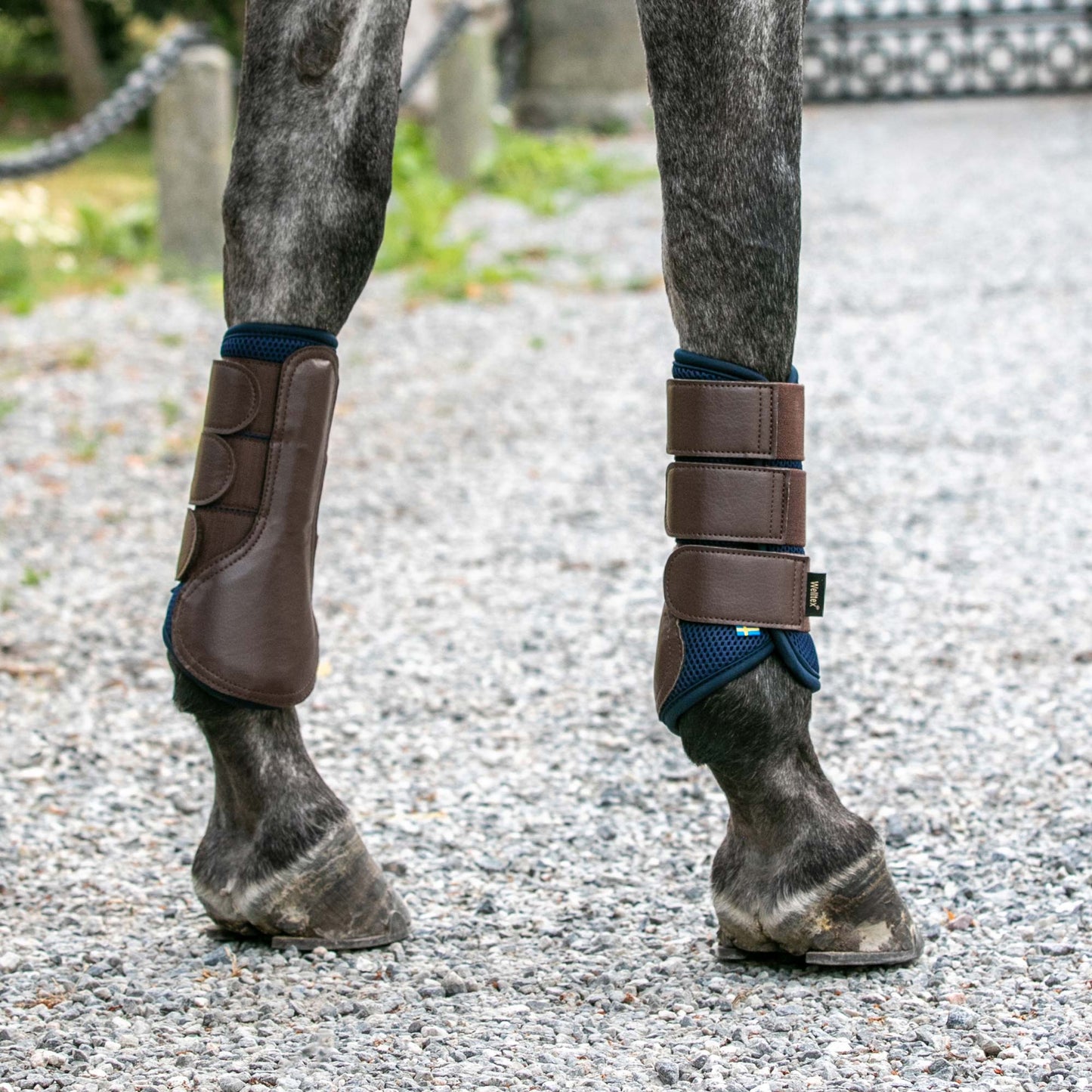 "Airflow" Brush Boots
