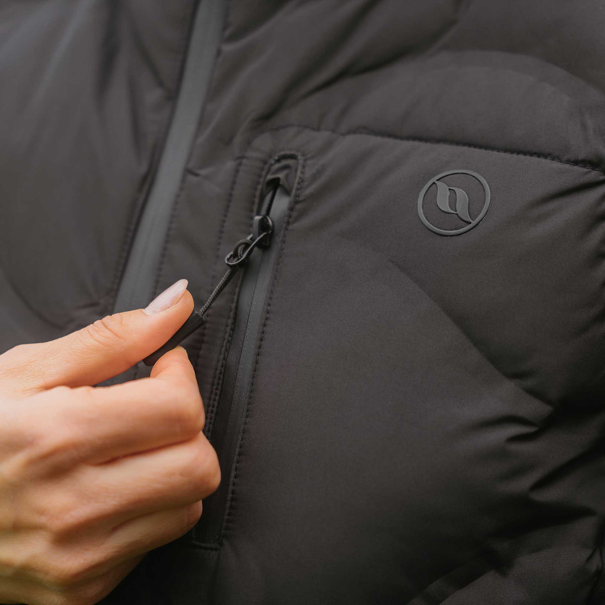 Veste matelassée  OUTTRAKK pour femme