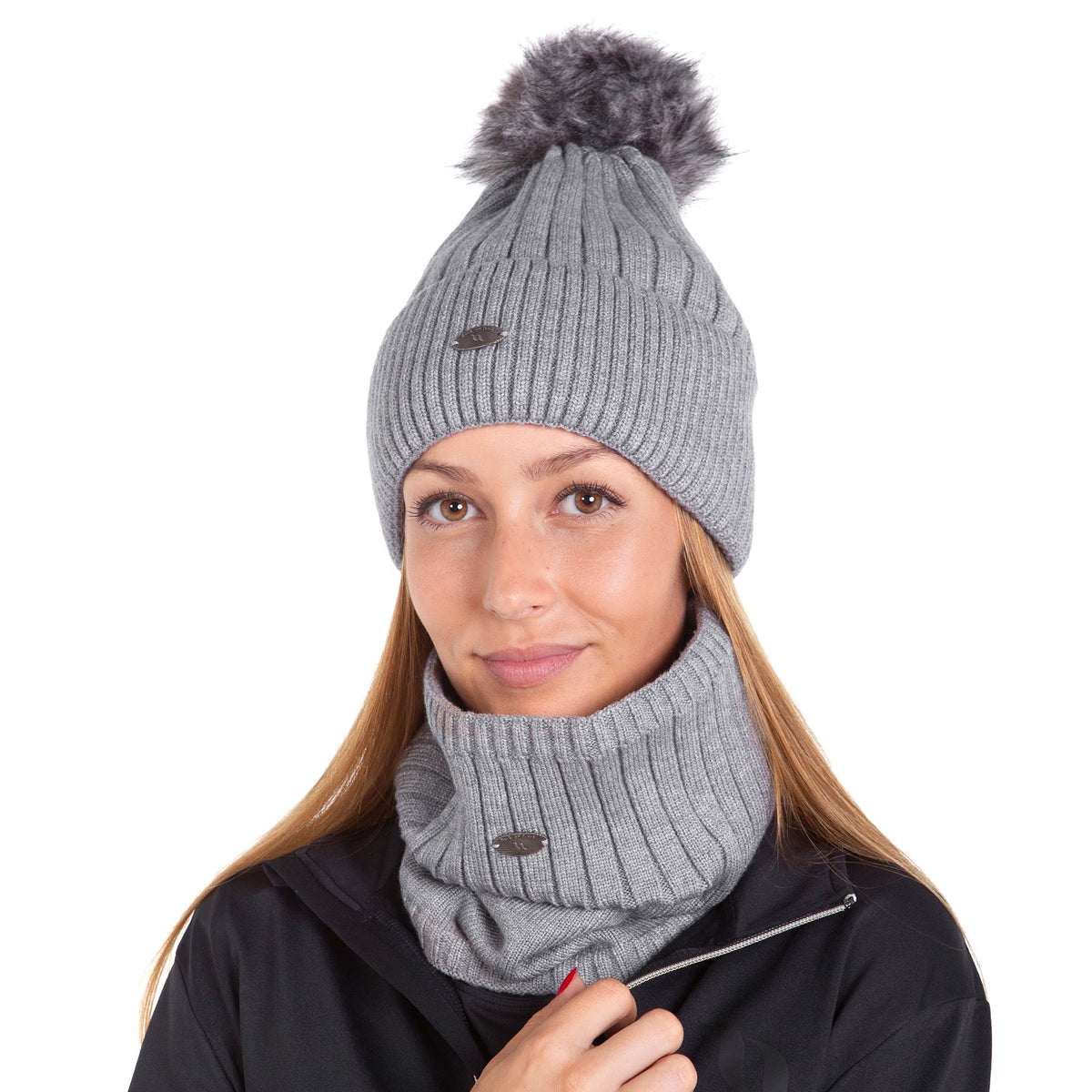 Muts grey