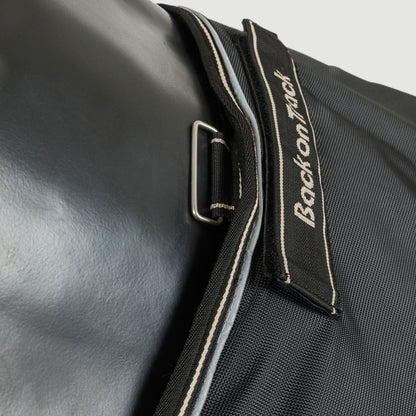 "Obsidian" outdoor deken met Afneembare Hals