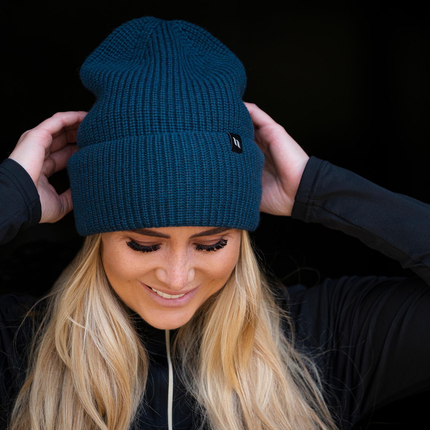 "Ava" Wolmix beanie met omslag